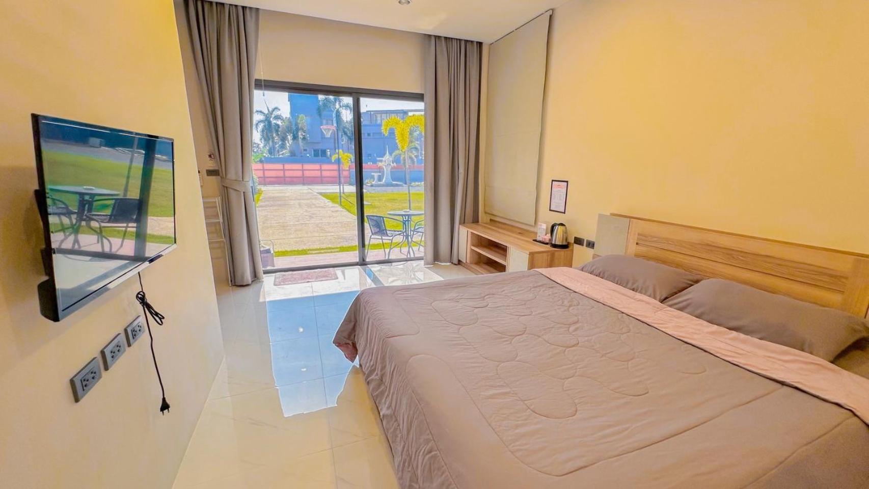 Hotel The Memories Hill Phuket Thalang Esterno foto