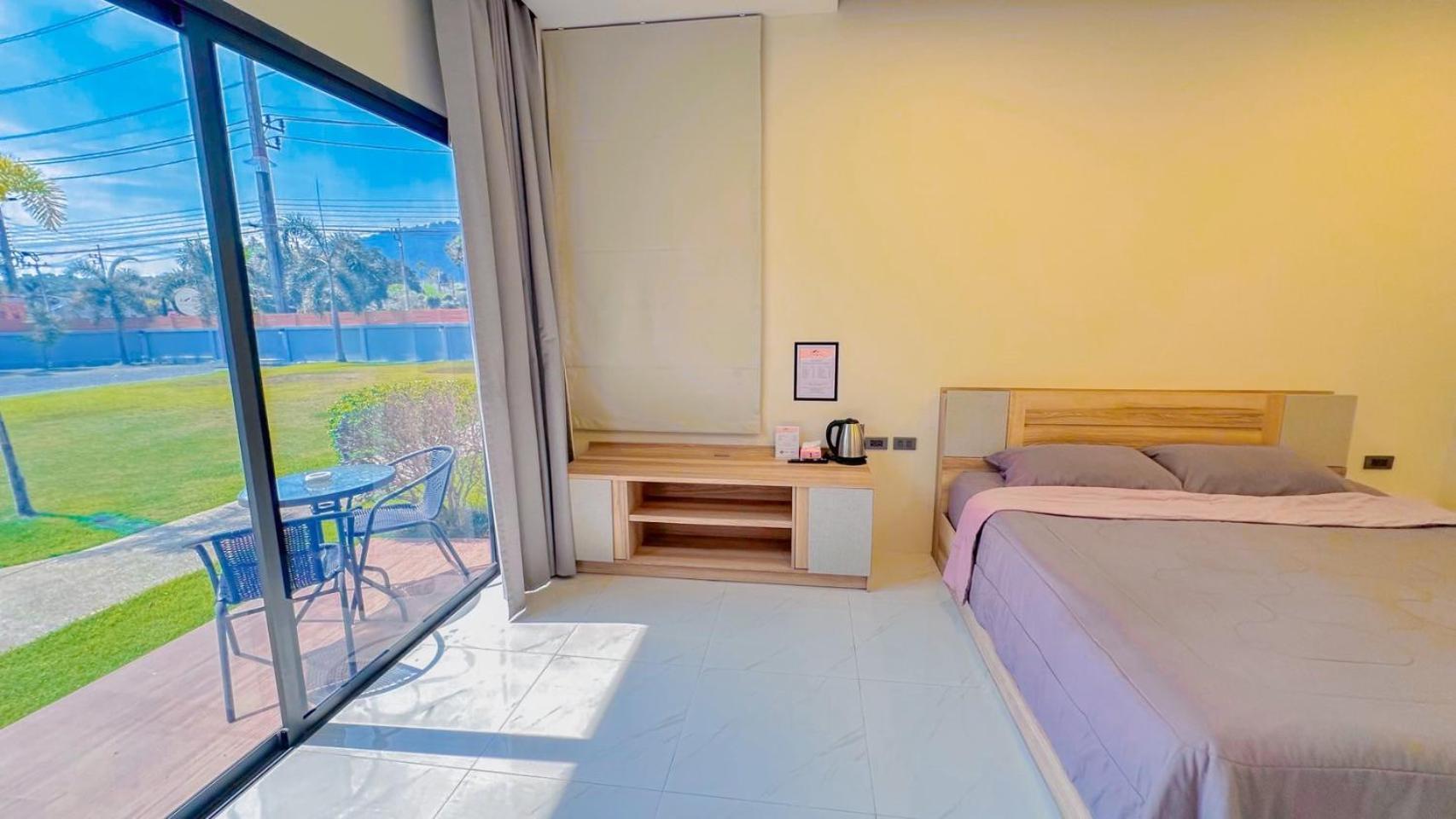Hotel The Memories Hill Phuket Thalang Esterno foto