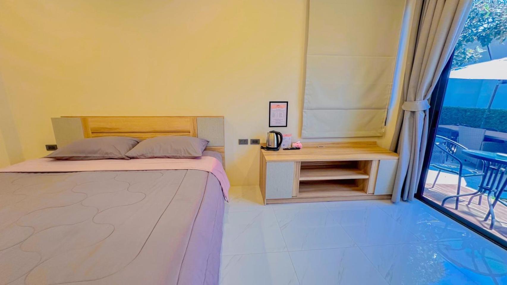 Hotel The Memories Hill Phuket Thalang Esterno foto