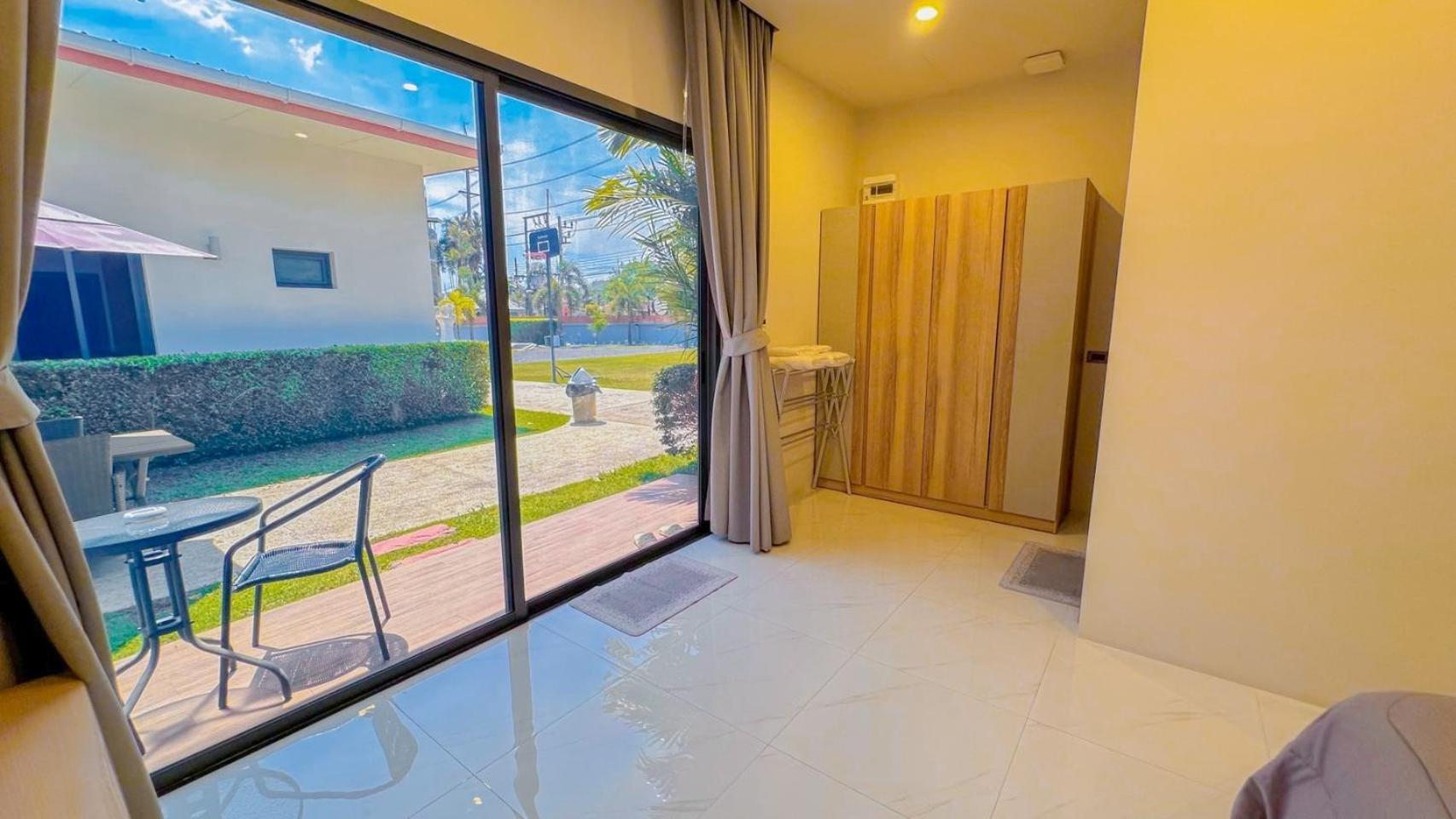 Hotel The Memories Hill Phuket Thalang Esterno foto
